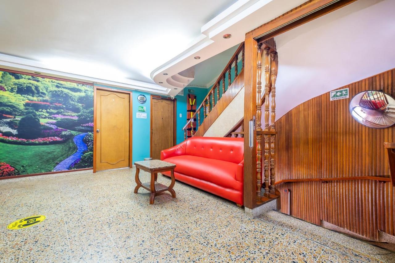 Hotel Almirante 부카라망가 외부 사진